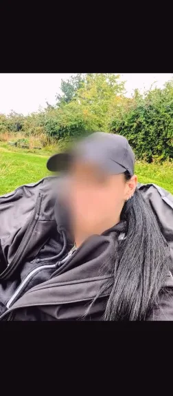 Amalie, 37