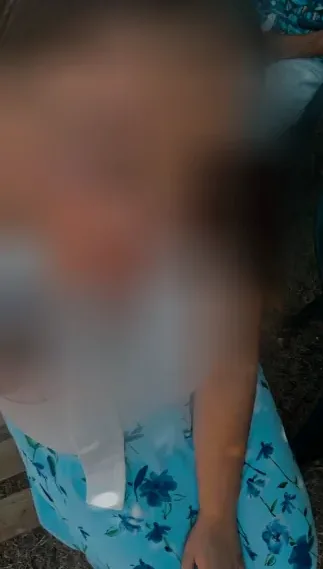 Amina, 19