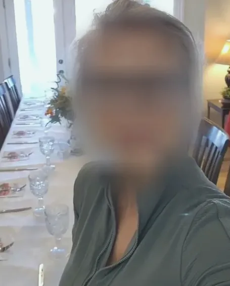 Bente, 38