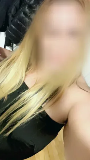 Celina, 34