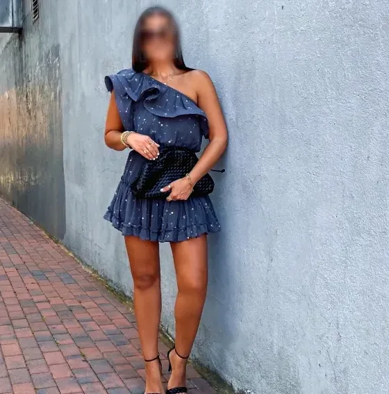 Leyla, 40