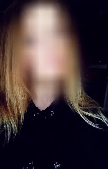 Marianne, 28