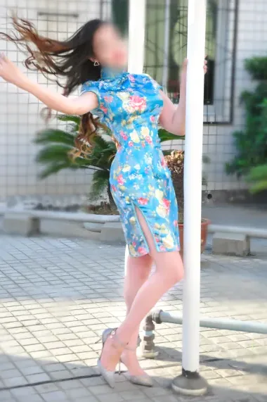 Milica, 32