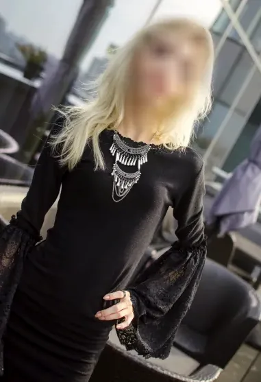 Winnie, 25